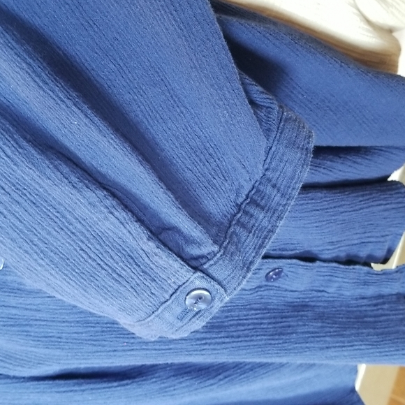 D&co. Womens Blue Button Down Top - Picture 7 of 7